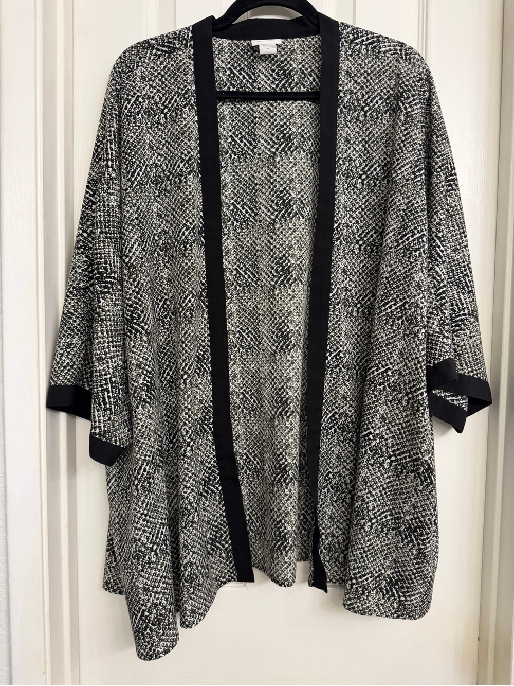 7169 Jaclyn Smith Lightweight Thin Blazer Coverup Kimono Plus Size 2X